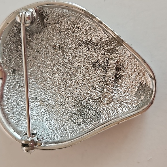 2 SARAH COV Silvertone Brooches, 1 STRAWBERRY & 1 BRANCH - Picture 7 of 7